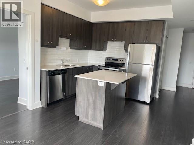 255 E Northfield Drive E Unit# 609, Waterloo, ON - Indoor Photo Showing Kitchen With Stainless Steel Kitchen With Upgraded Kitchen