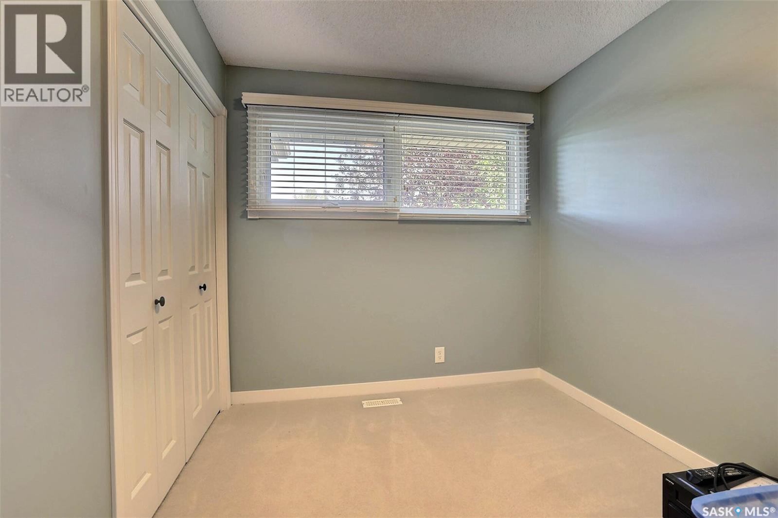 275 Rodenbush Drive, Regina, SK - Indoor Photo Showing Other Room