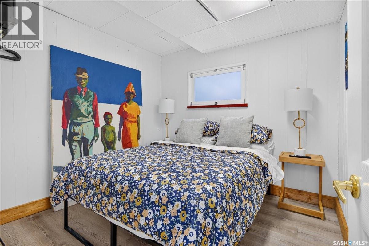459 5Th Street E, Regina Beach, SK - Indoor Photo Showing Bedroom