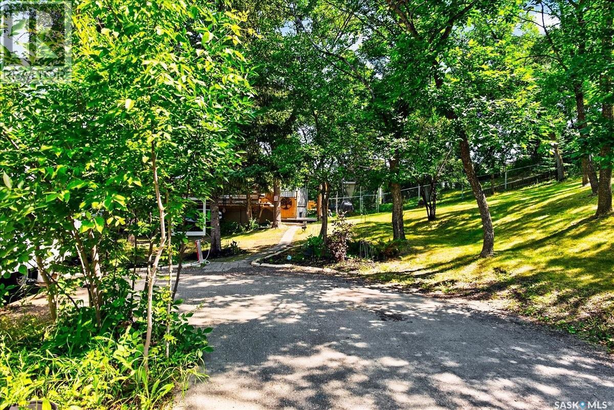 459 5Th Street E, Regina Beach, SK - Outdoor