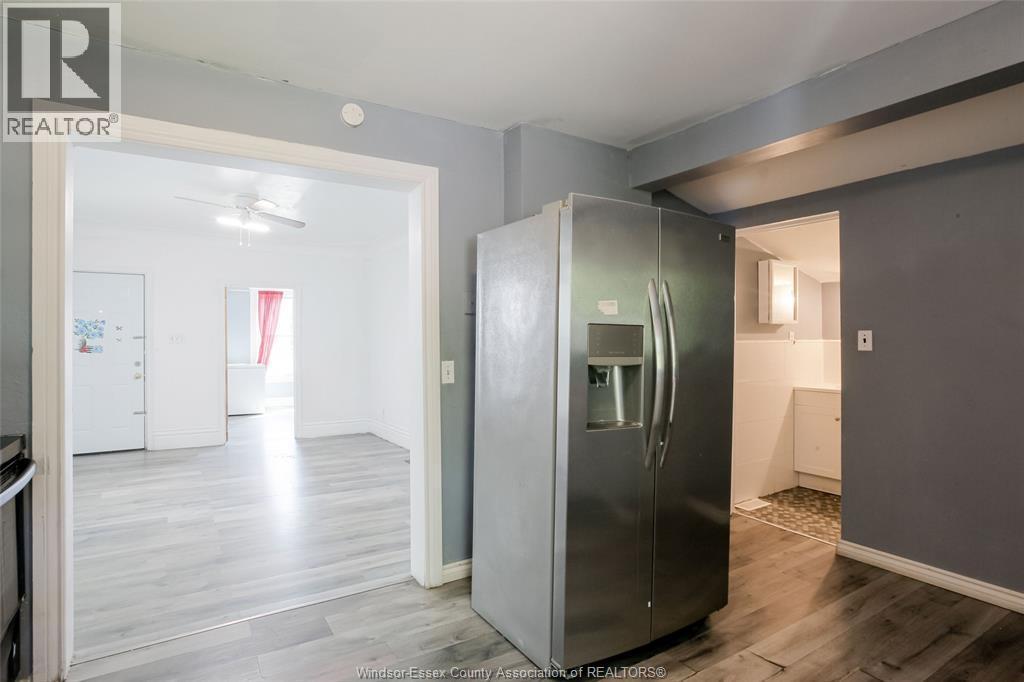 355 Bridge, Windsor, ON - Indoor Photo Showing Other Room