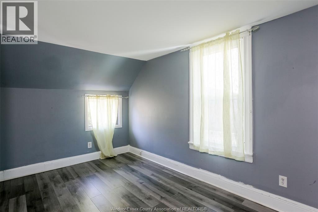 355 Bridge, Windsor, ON - Indoor Photo Showing Other Room