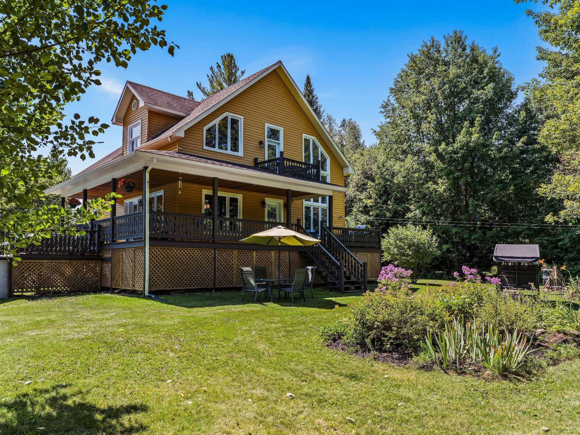 Façade - 37 Ch. Mercier, Bury, QC - Outdoor With Deck Patio Veranda