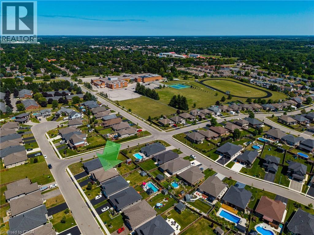 7 Stonebridge Place, Simcoe, ON - With View