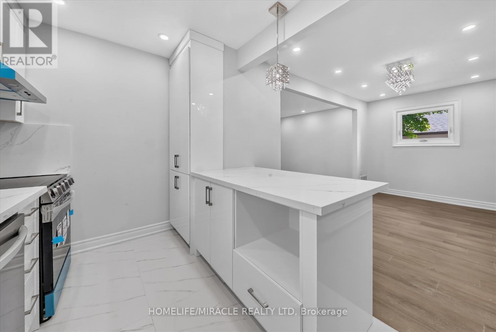 46 Singleton Road, Toronto, ON - Indoor Photo Showing Other Room