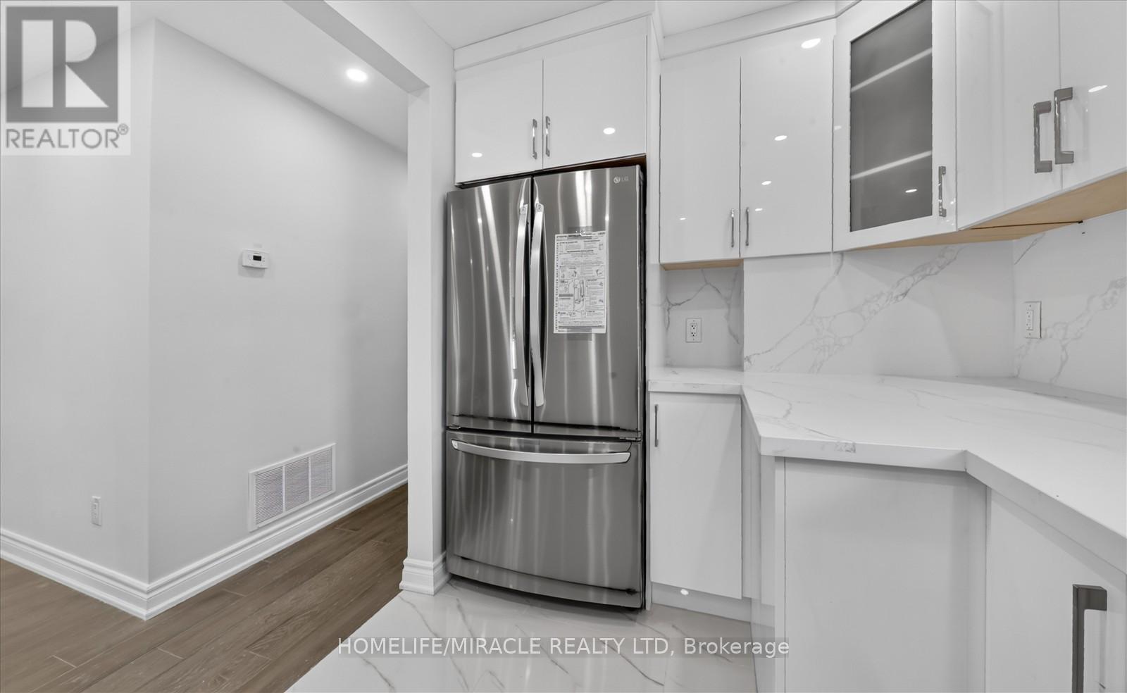 46 Singleton Road, Toronto, ON - Indoor