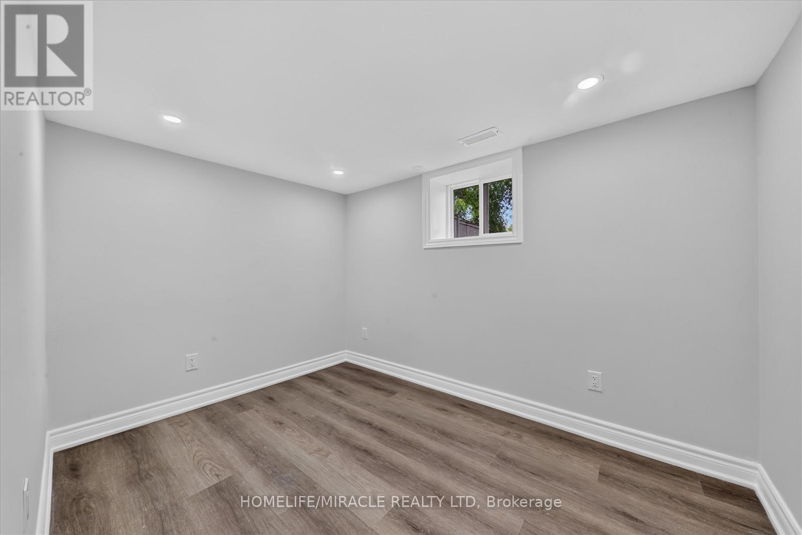 46 Singleton Road, Toronto, ON - Indoor Photo Showing Other Room
