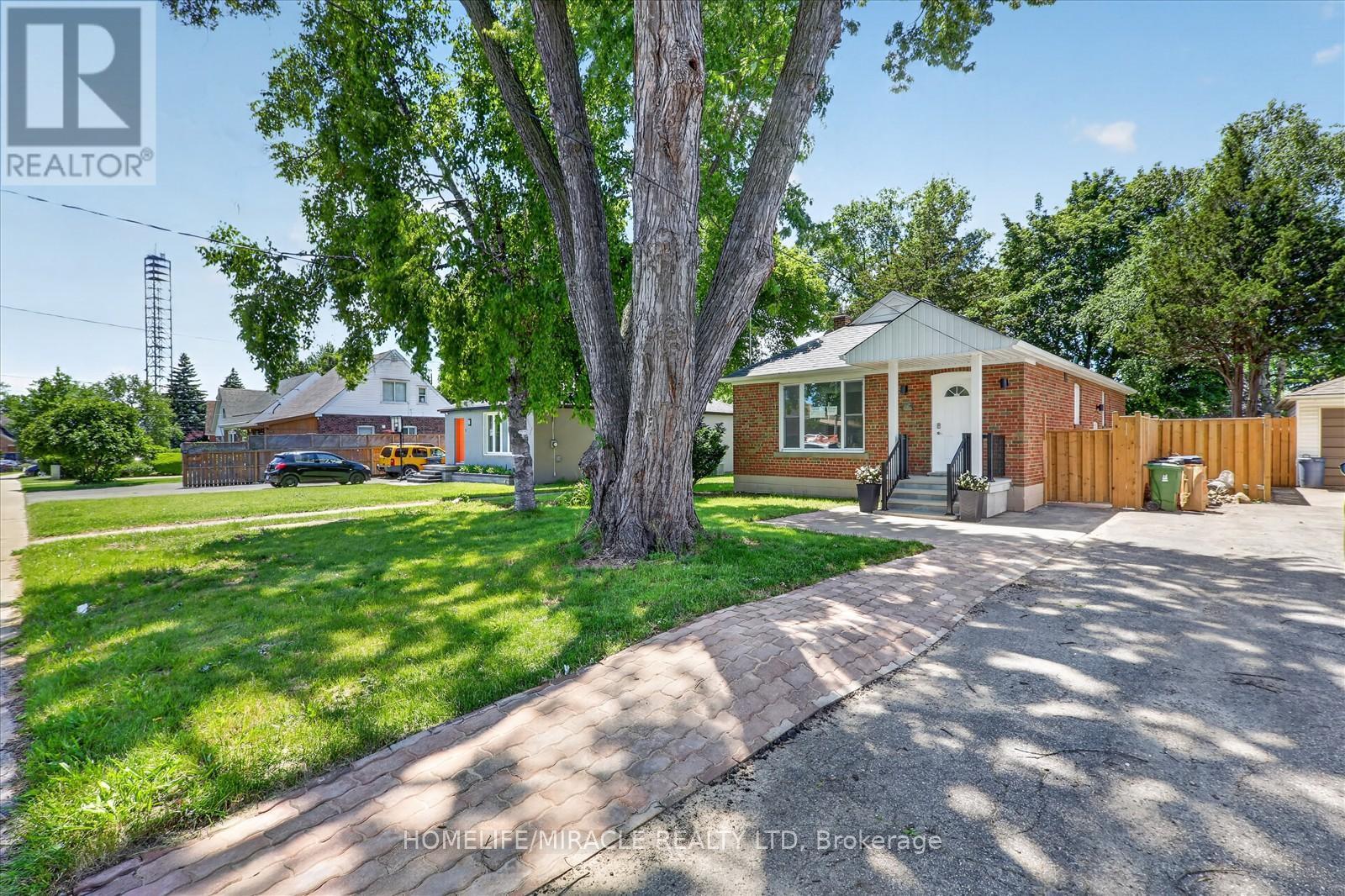 46 Singleton Road, Toronto, ON - Outdoor