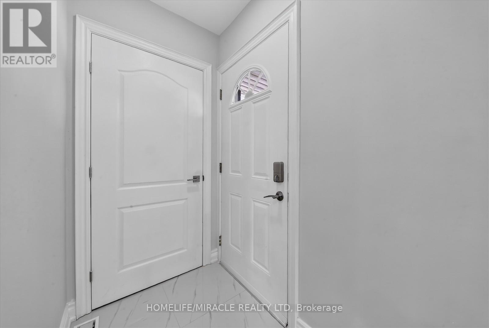 46 Singleton Road, Toronto, ON - Indoor Photo Showing Other Room