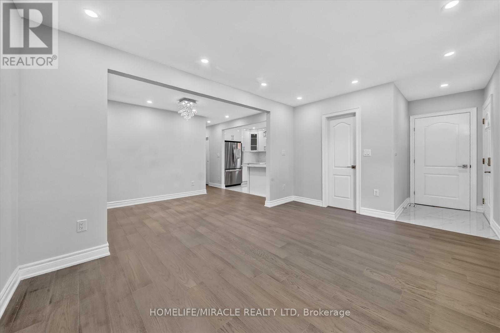 46 Singleton Road, Toronto, ON - Indoor Photo Showing Other Room