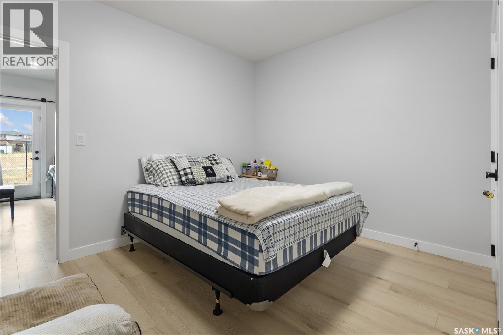 371 Leskiw Bend, Saskatoon, SK - Indoor Photo Showing Bedroom