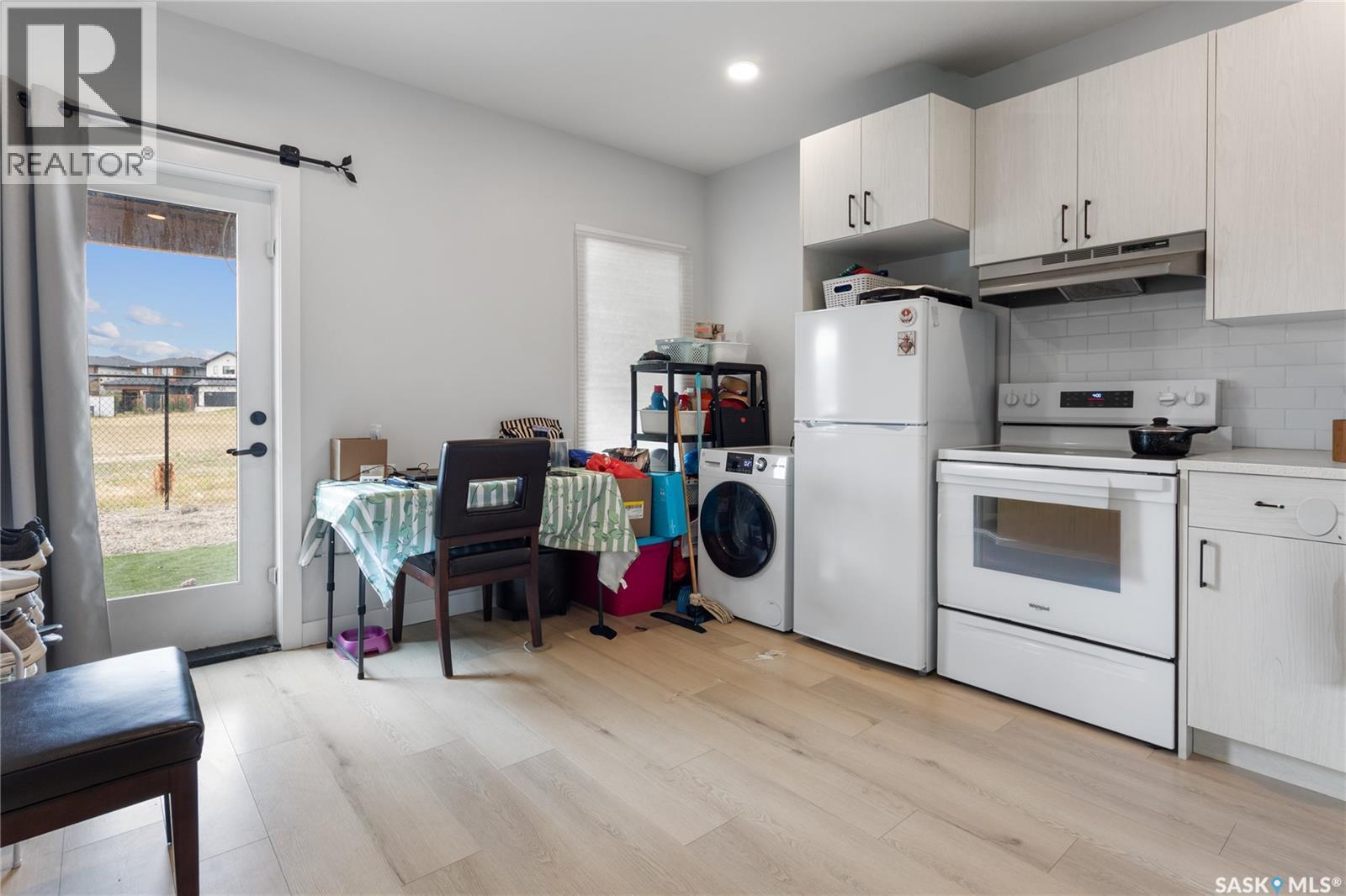 371 Leskiw Bend, Saskatoon, SK - Indoor
