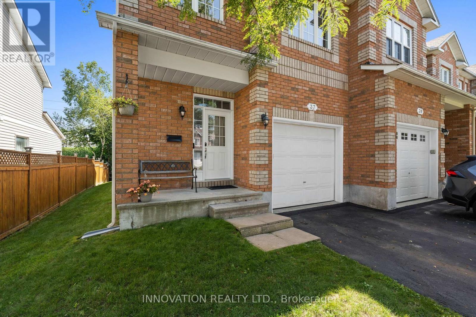 37 Chantilly Gate, Ottawa, ON - Outdoor