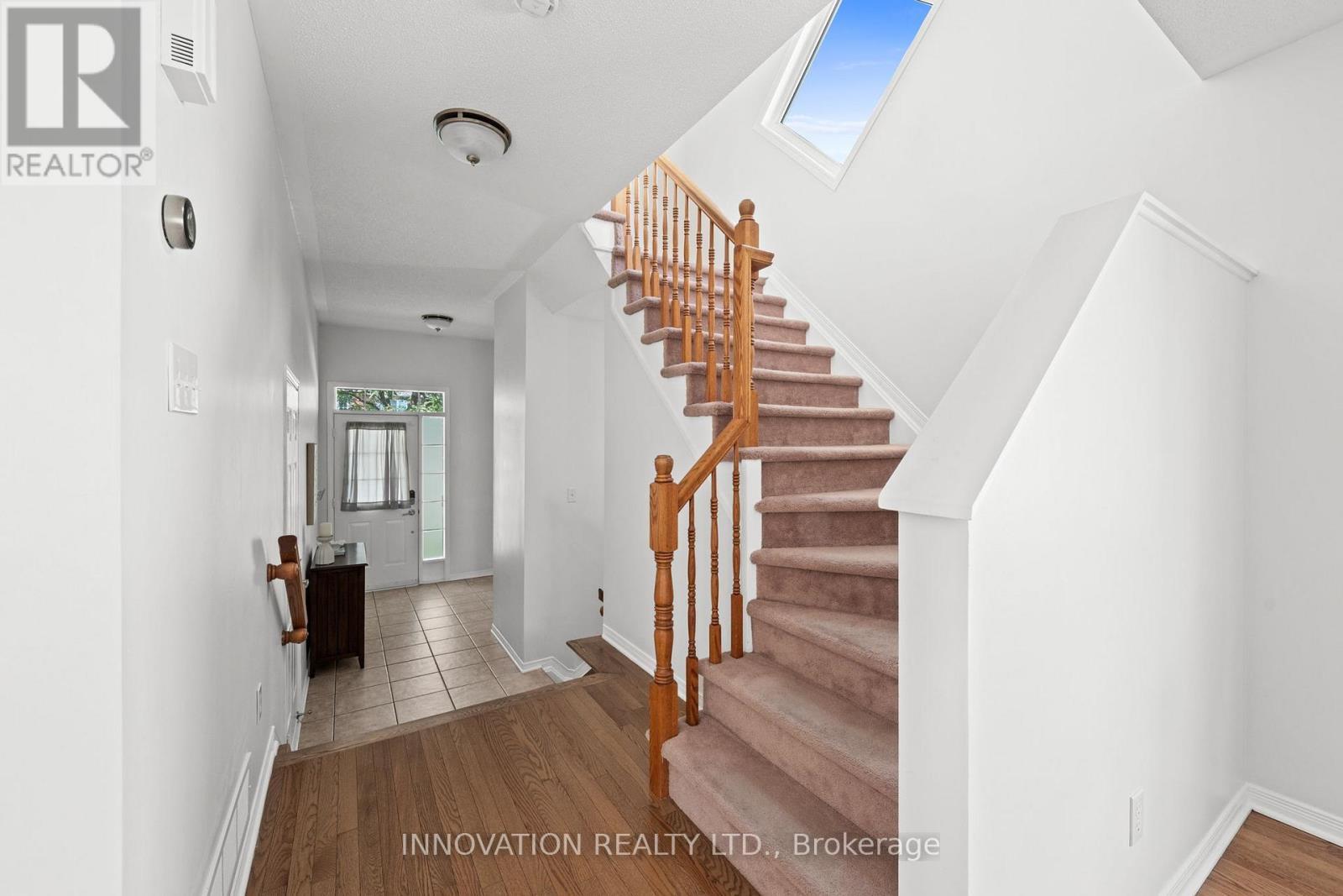 37 Chantilly Gate, Ottawa, ON - Indoor Photo Showing Other Room