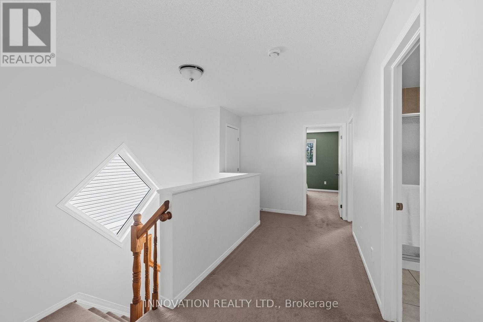 37 Chantilly Gate, Ottawa, ON - Indoor Photo Showing Other Room