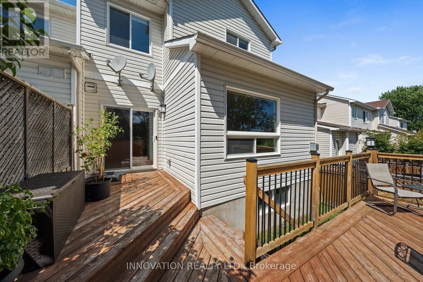 37 Chantilly Gate, Ottawa, ON - Outdoor With Deck Patio Veranda With Exterior