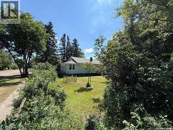 604 Front STREET Eastend, SK S0N 0T0