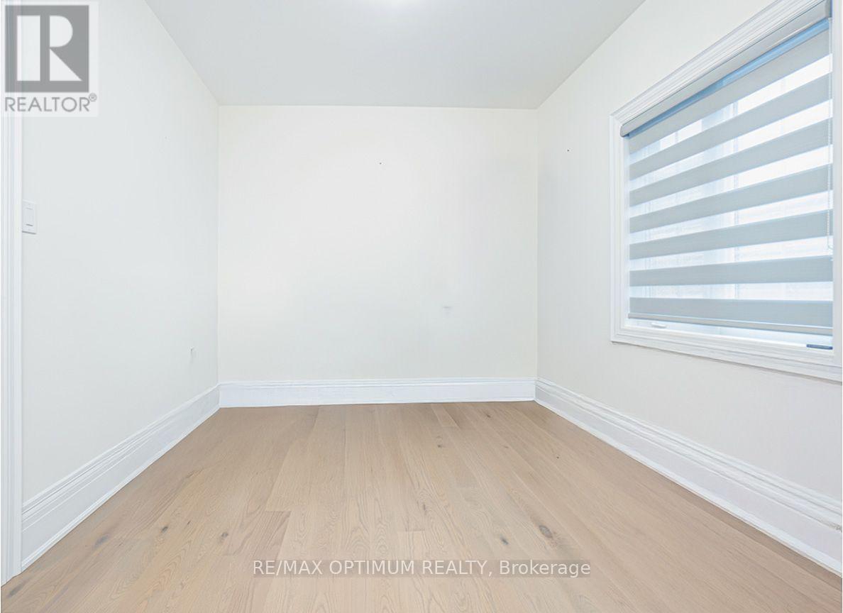 53 Kinburn Crescent, Vaughan, ON - Indoor Photo Showing Other Room