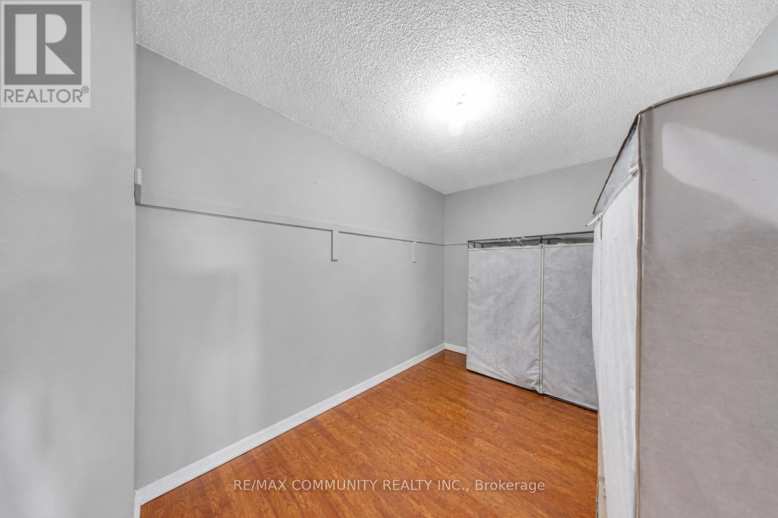 5326 Segriff Drive, Mississauga, ON - Indoor