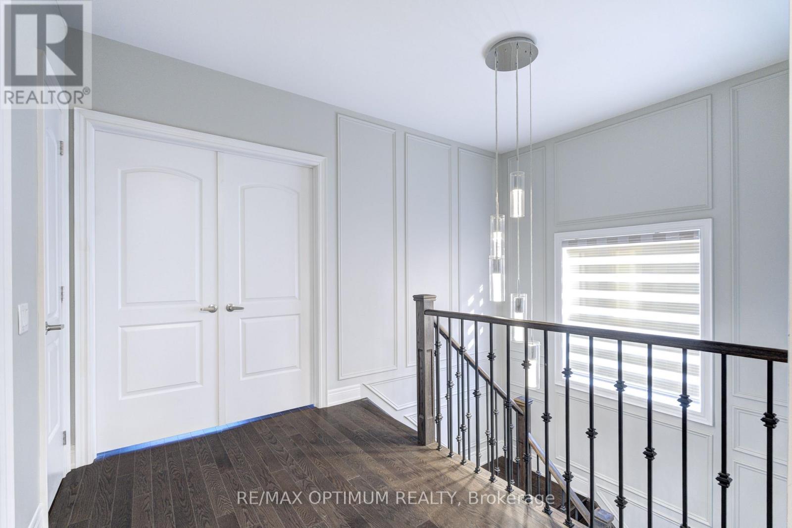 8 Lyle Way, Brampton, ON - Indoor Photo Showing Other Room