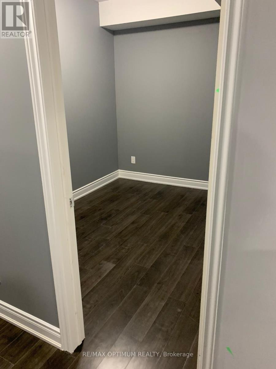 8 Lyle Way, Brampton, ON - Indoor Photo Showing Other Room