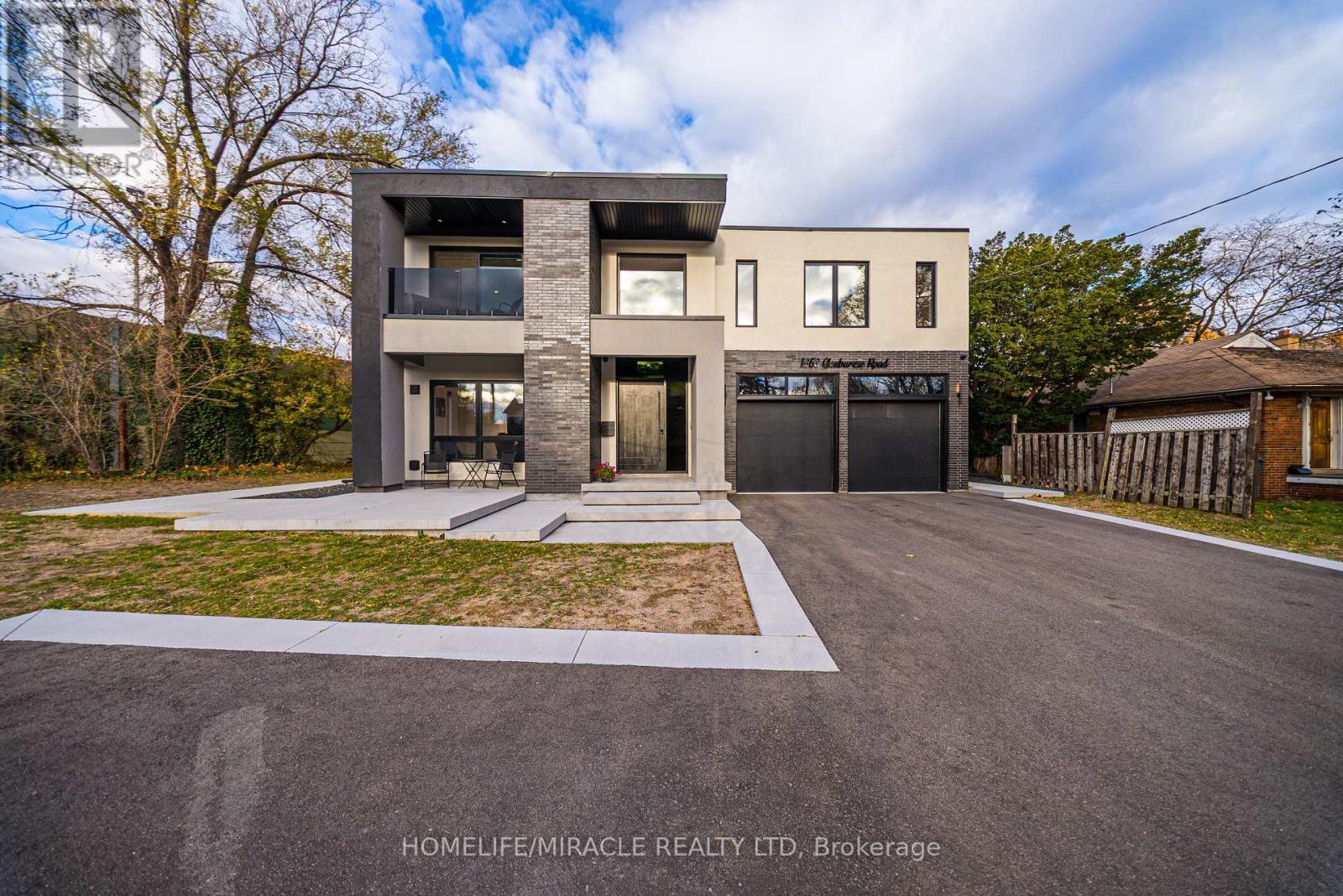1653 Glenburnie Road, Mississauga, ON - Outdoor With Facade