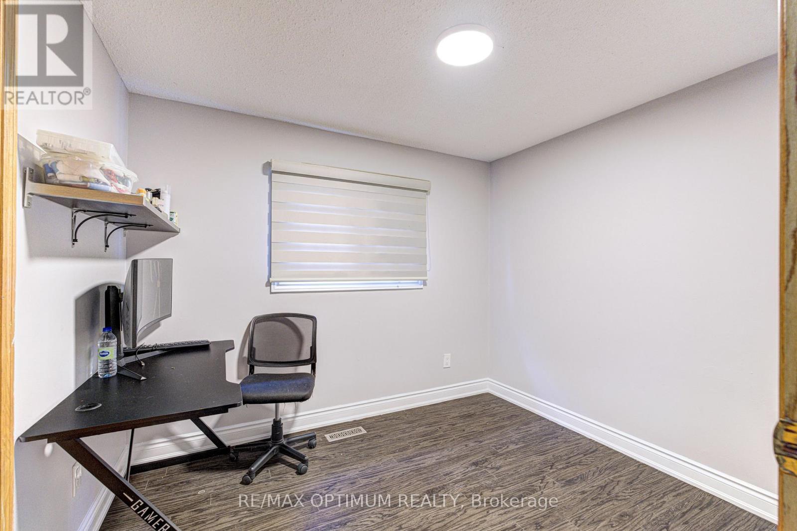 5 Roehampton Crescent, Brampton, ON - Indoor Photo Showing Office