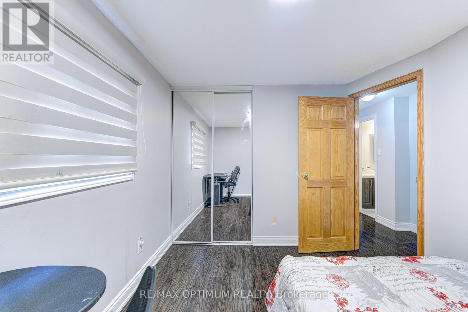 5 Roehampton Crescent, Brampton, ON - Indoor Photo Showing Bedroom