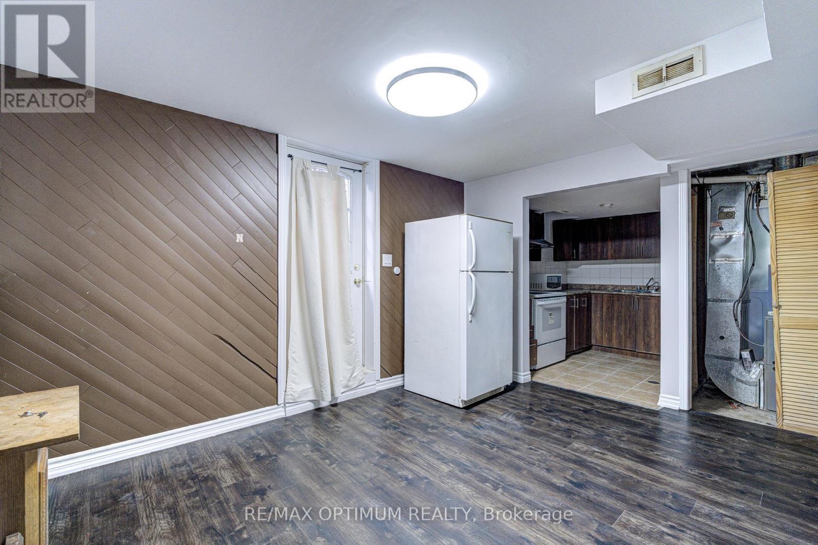 5 Roehampton Crescent, Brampton, ON - Indoor