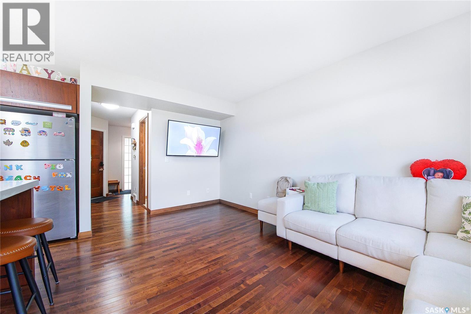 601 2012 Pohorecky Crescent, Saskatoon, SK - Indoor