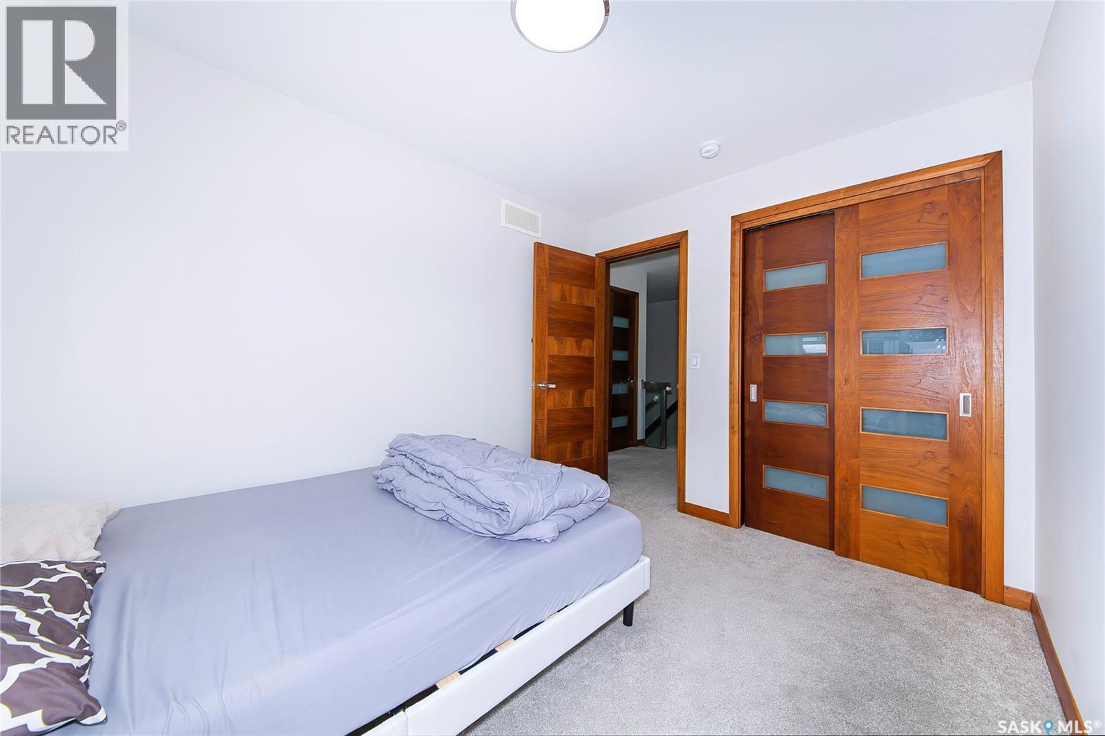 601 2012 Pohorecky Crescent, Saskatoon, SK - Indoor Photo Showing Bedroom