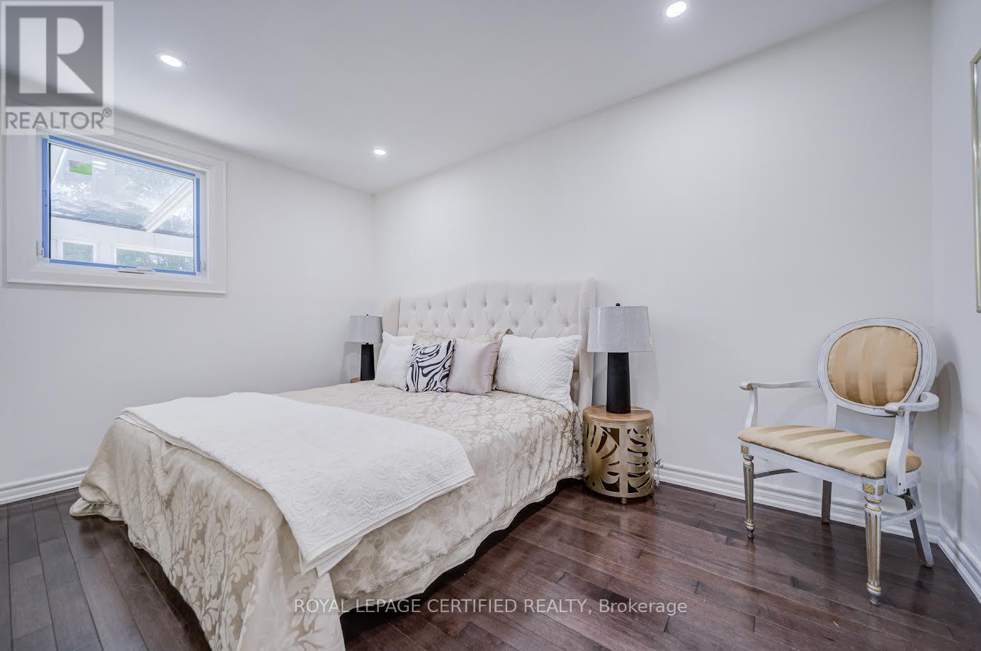 79 Samson Crescent, Toronto, ON - Indoor Photo Showing Bedroom