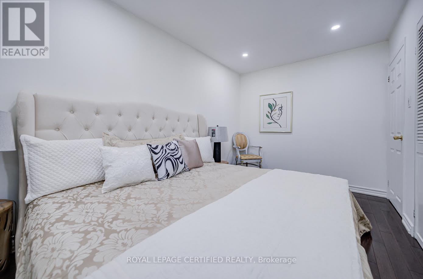 79 Samson Crescent, Toronto, ON - Indoor Photo Showing Bedroom
