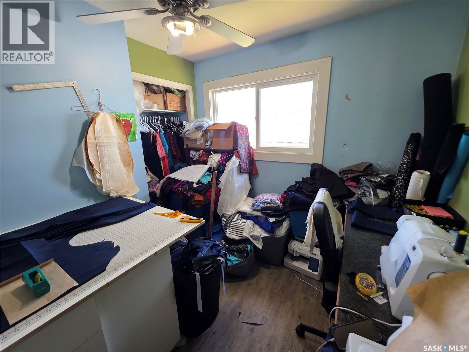 1328 Herbert Avenue, Herbert, SK - Indoor Photo Showing Other Room