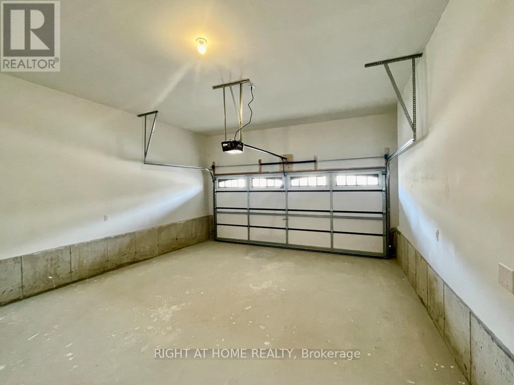64 Gemini Drive, Barrie, ON - Indoor Photo Showing Garage