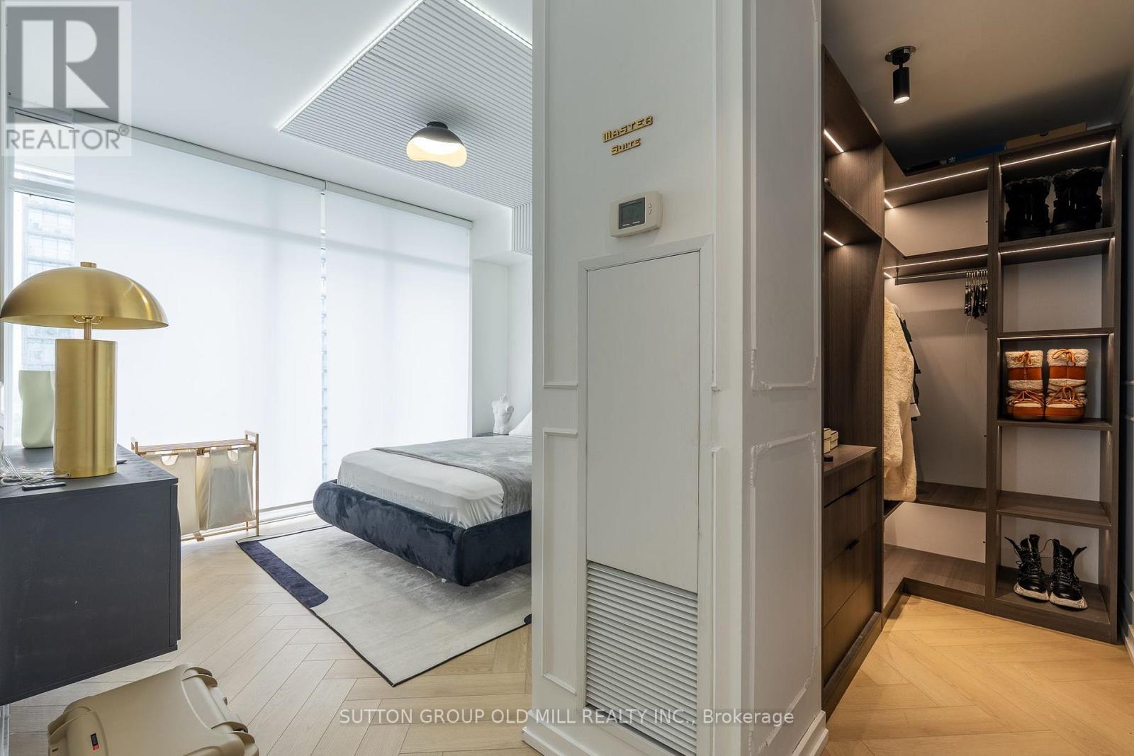 2505 - 103 The Queensway, Toronto, ON - Indoor
