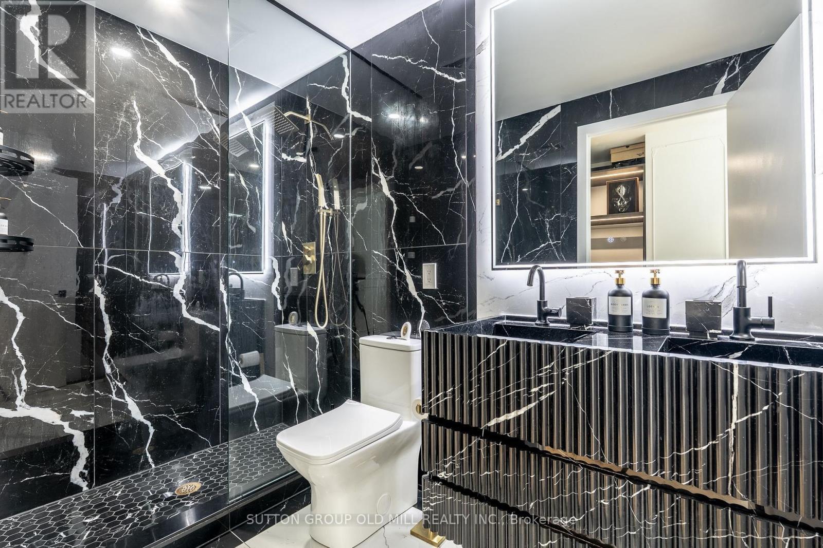 2505 - 103 The Queensway, Toronto, ON - Indoor
