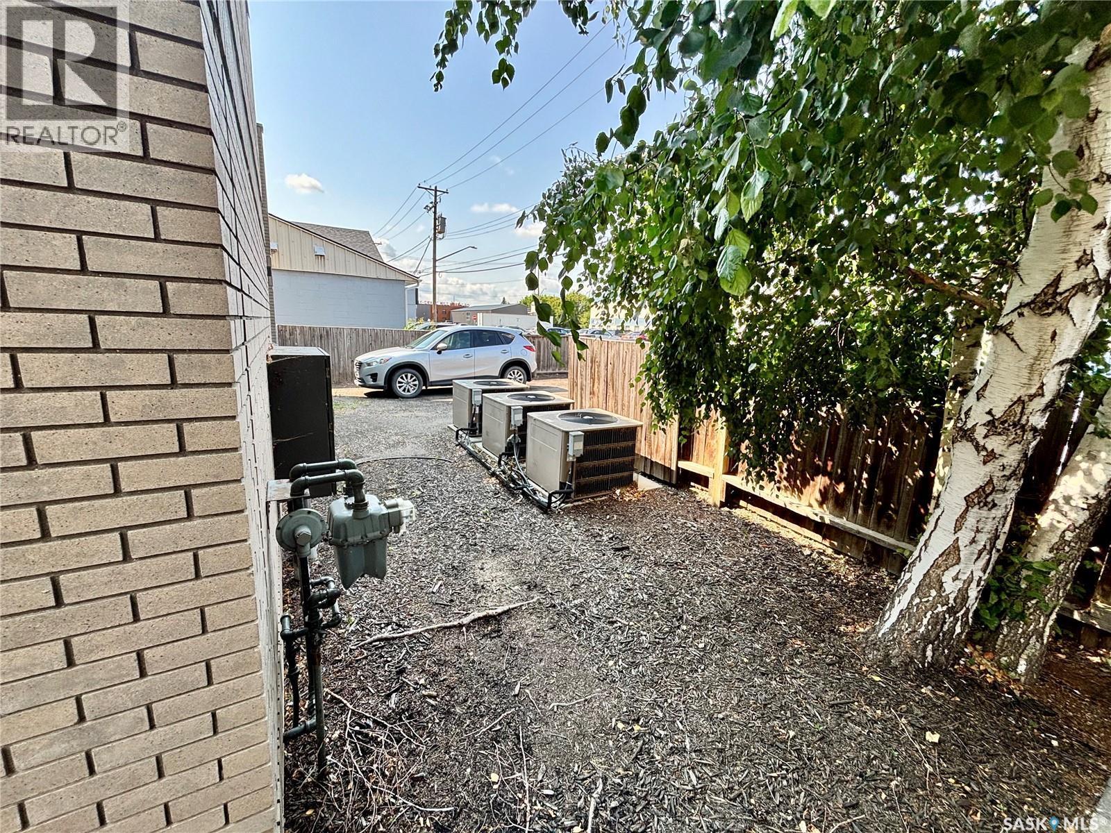 714 Duchess Street, Saskatoon, SK