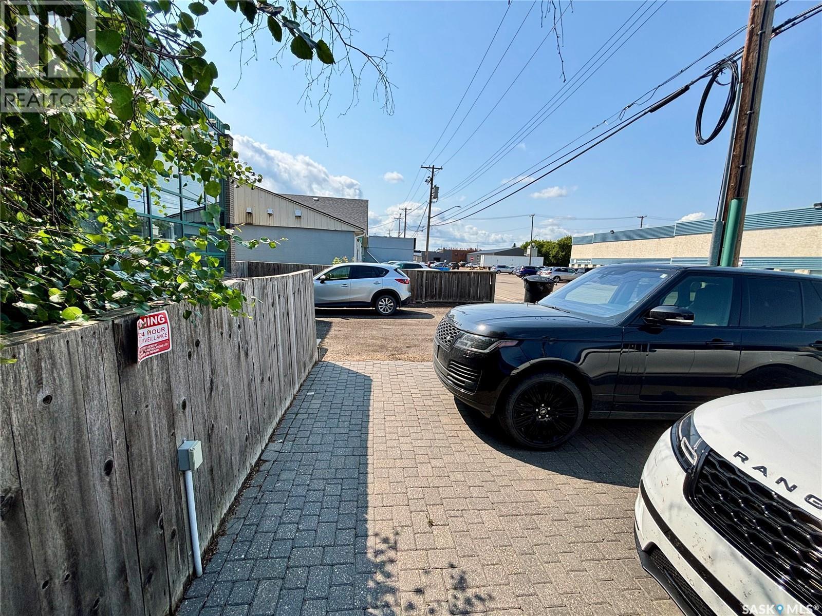 714 Duchess Street, Saskatoon, SK