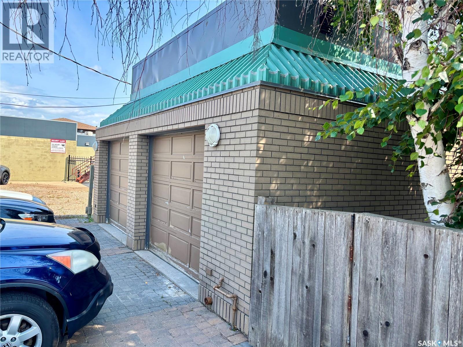714 Duchess Street, Saskatoon, SK