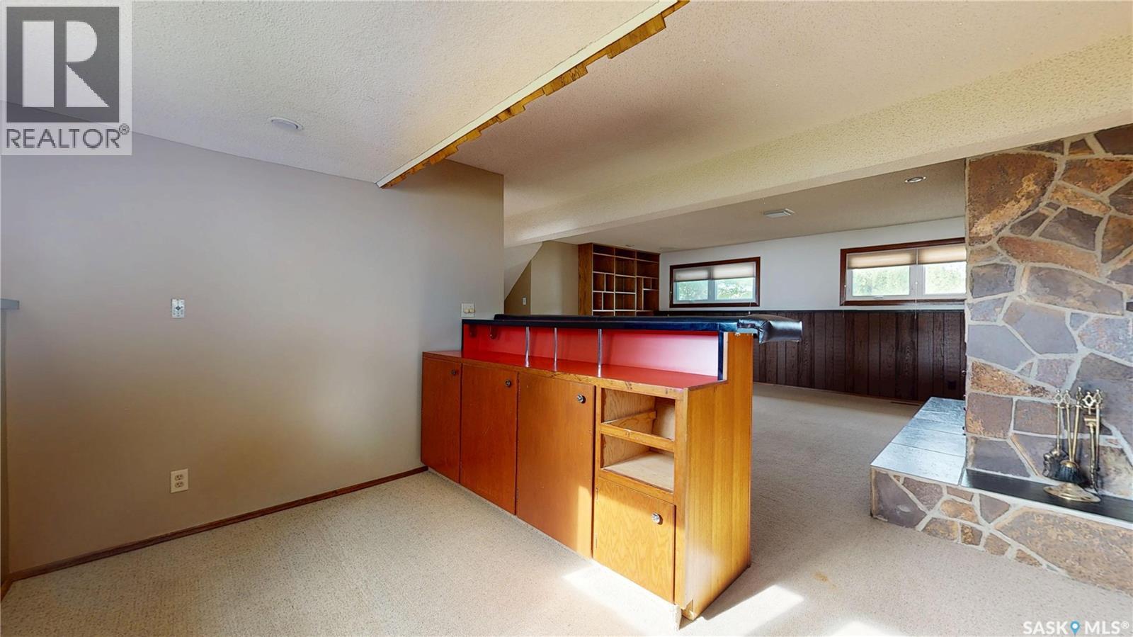 155 Wells Street, Regina, SK - Indoor