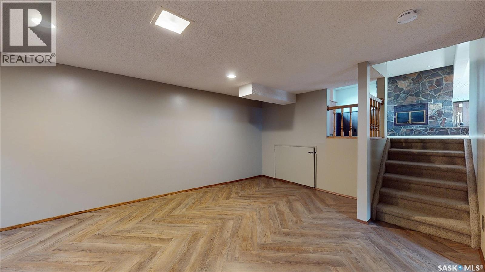 155 Wells Street, Regina, SK - Indoor Photo Showing Other Room
