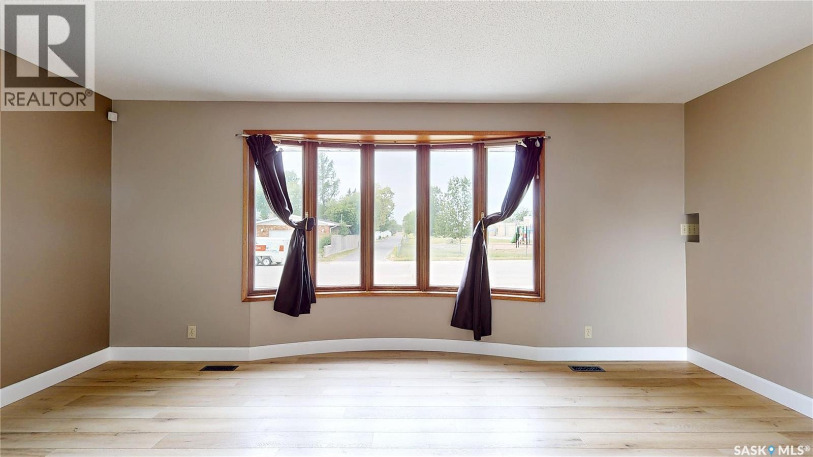 155 Wells Street, Regina, SK - Indoor Photo Showing Other Room
