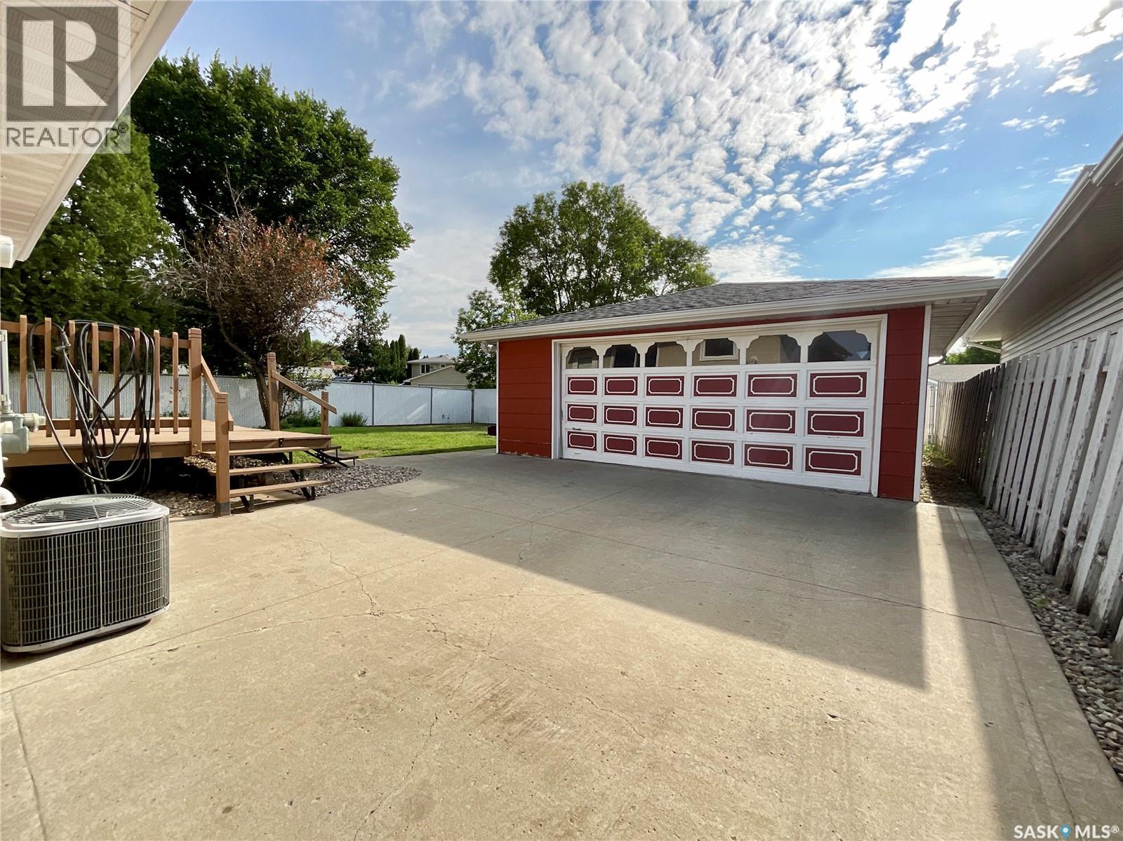 155 Wells Street, Regina, SK - Outdoor