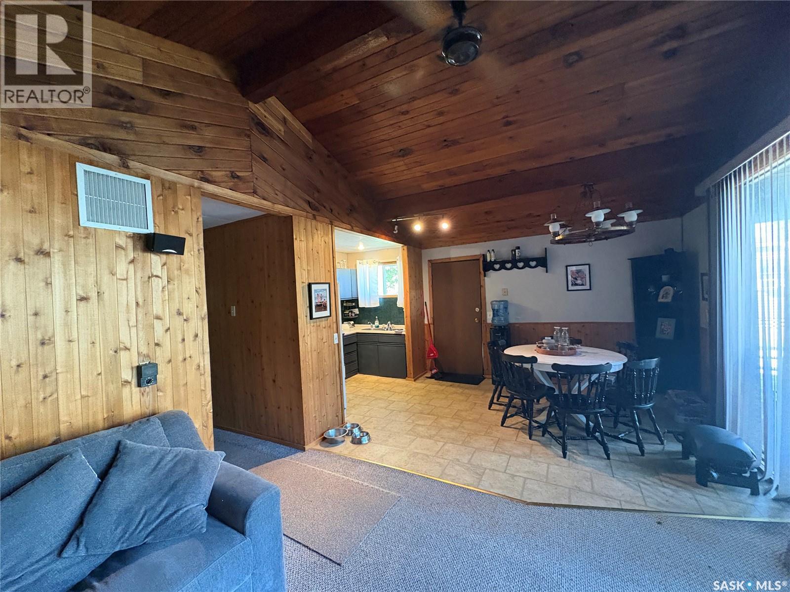 9 Hunter Bay, Fishing Lake, SK -