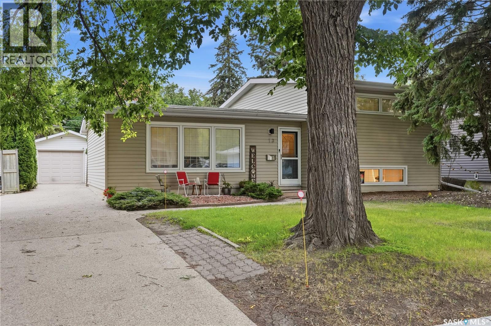 13 Anderson Avenue, Regina, SK - Outdoor With Deck Patio Veranda