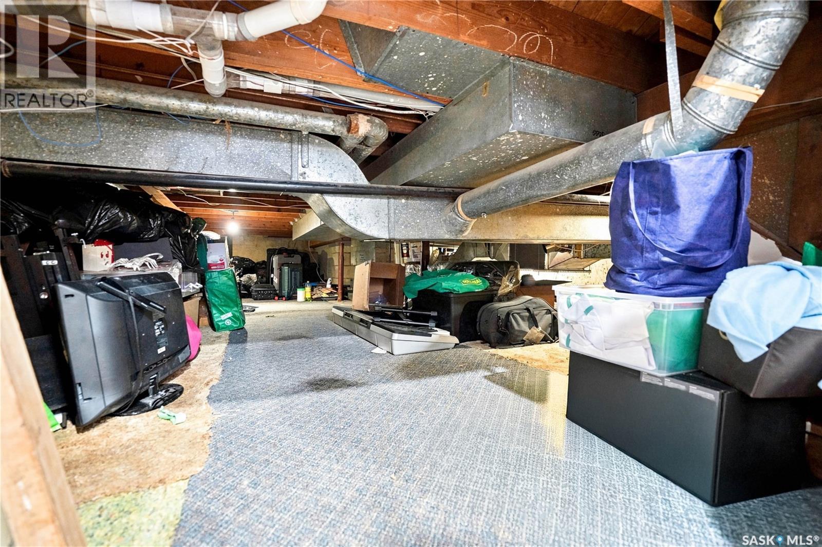 13 Anderson Avenue, Regina, SK - Indoor