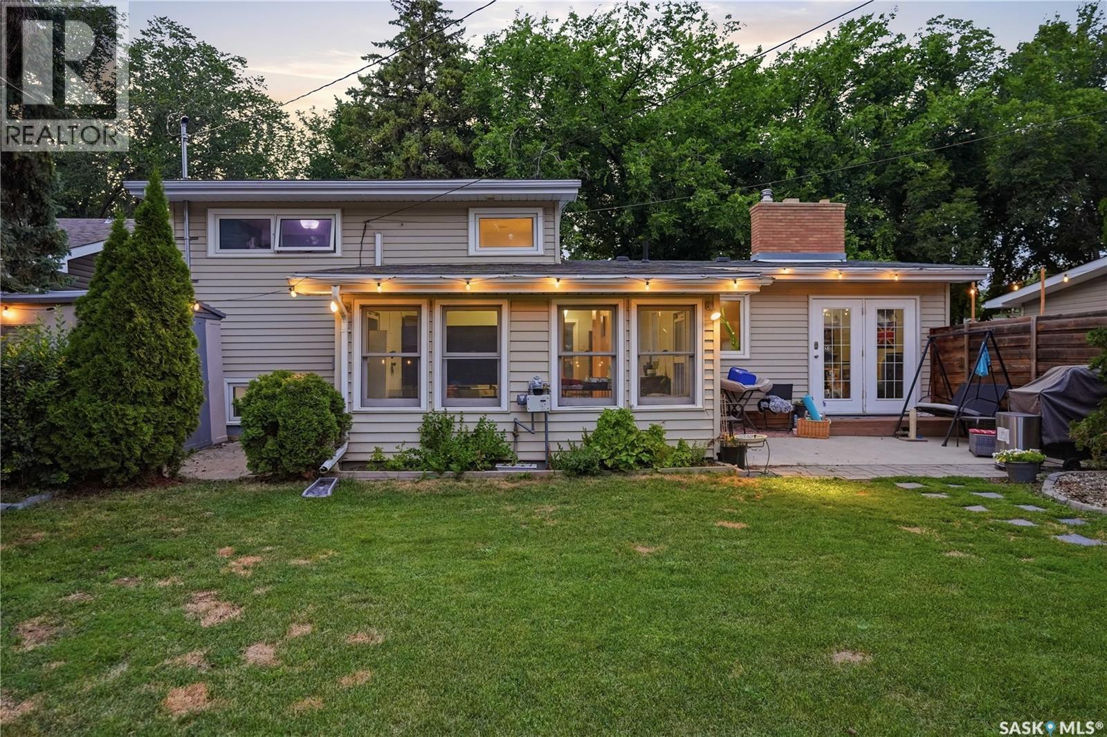 13 Anderson Avenue, Regina, SK - Outdoor With Deck Patio Veranda
