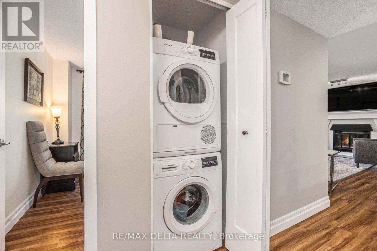 304 - 295 Gilmour Street, Ottawa, ON - Indoor Photo Showing Laundry Room