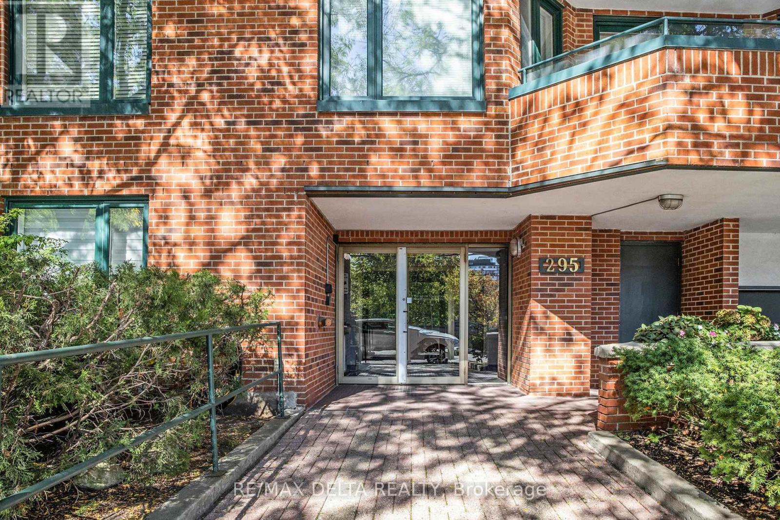 304 - 295 Gilmour Street, Ottawa, ON - Outdoor